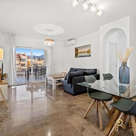 פואנגירולה Apartamento Cerca De La Playa En Las Lagunas De Mijas מראה חיצוני תמונה